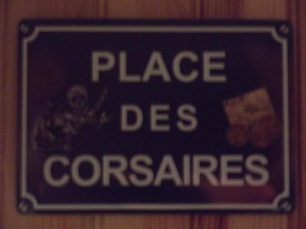 Les Comptoirs Lägenhet Saint-Malo Exteriör bild